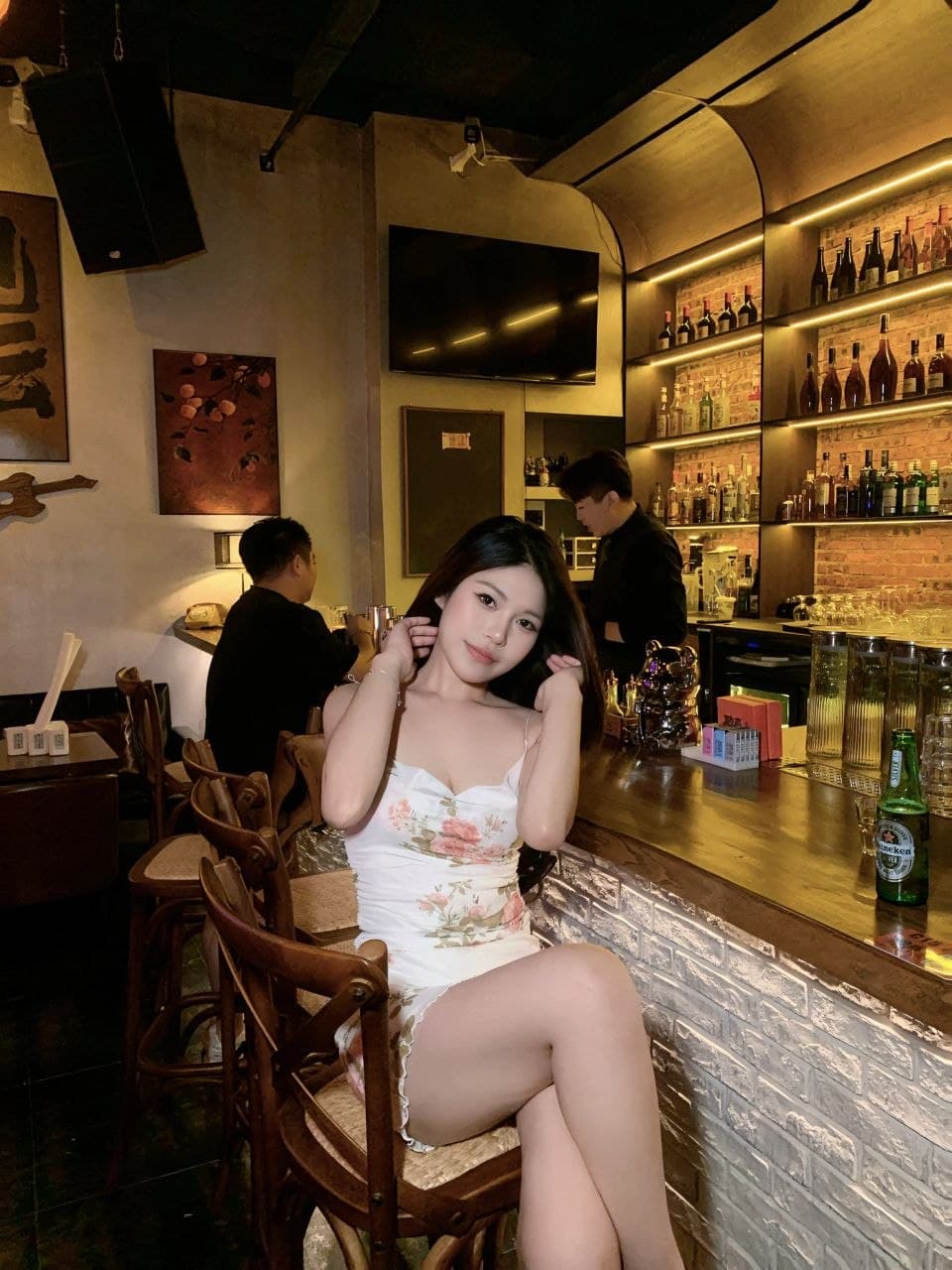 Dress Mini Wanita Motif Bunga, Tulle, Spaghetti Strap, Low Cut & Backless, Pinggang Ramping, Bodycon, Gaya Sexy untuk Liburan
