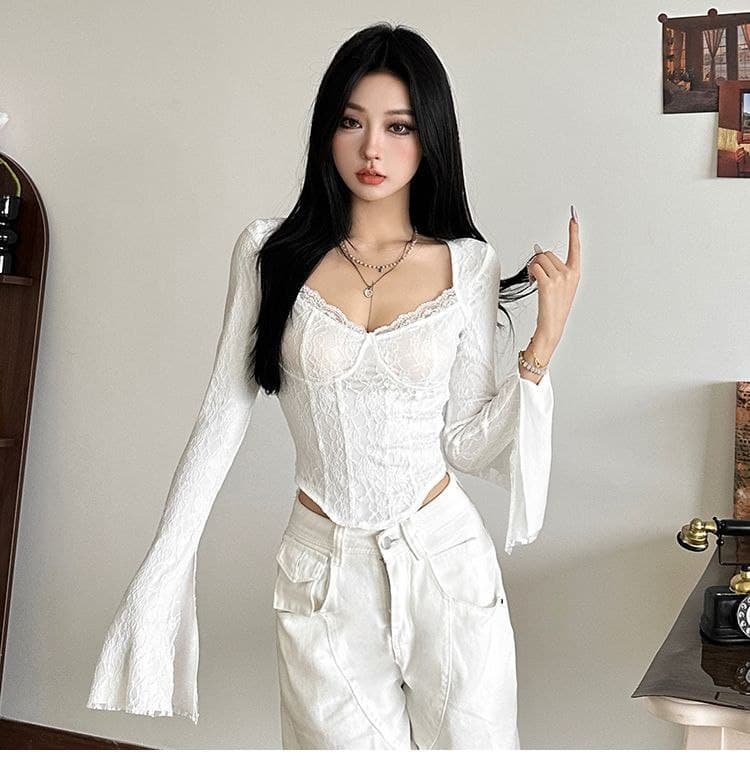 Atasan Renda Square Neck Wanita | Top Lengan Panjang Asimetris Slim Fit | Korean Vintage Style Elegan