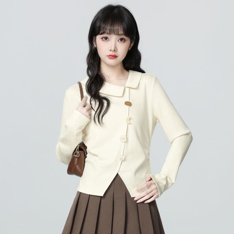 Kaos Wanita Lengan Panjang Warna Krem dengan Kerah Polo – Atasan Slim Fit Pinggang Ramping, Desain Asimetris, Casual Elegan, Cocok untuk Musim Semi & Gugur