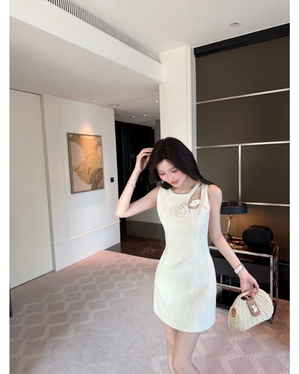 Putih / L