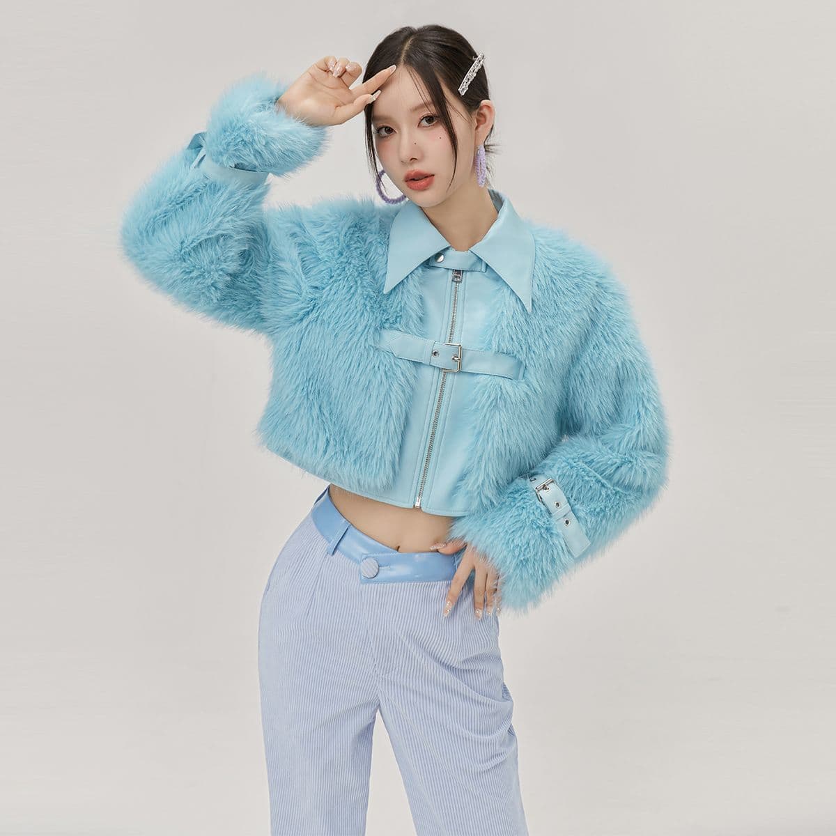 Biru / L
