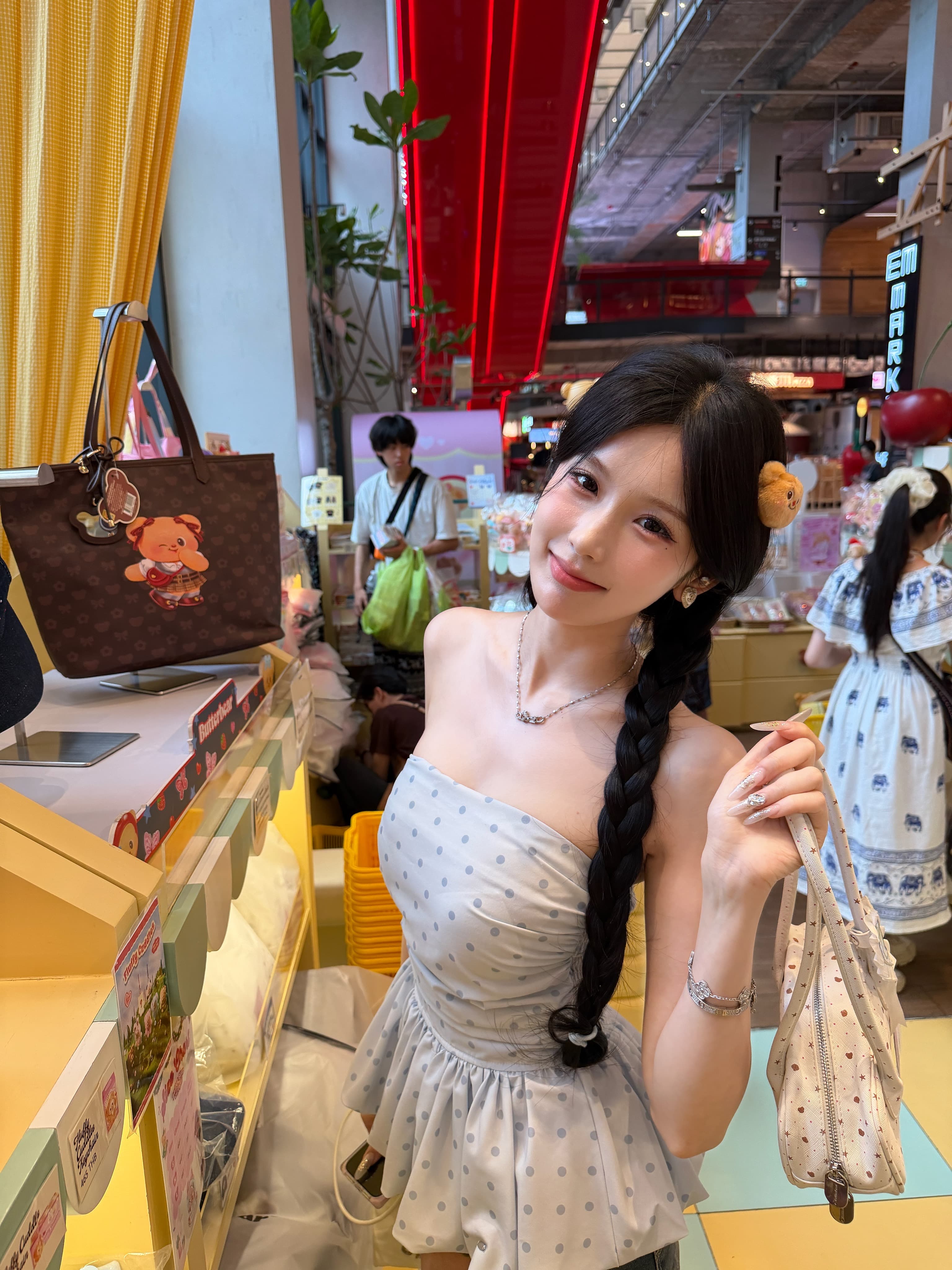 Atasan Tube Top Polkadot Biru Wanita | Bustier French Style dengan Ruffle Layer | Crop Top Elegan Kekinian